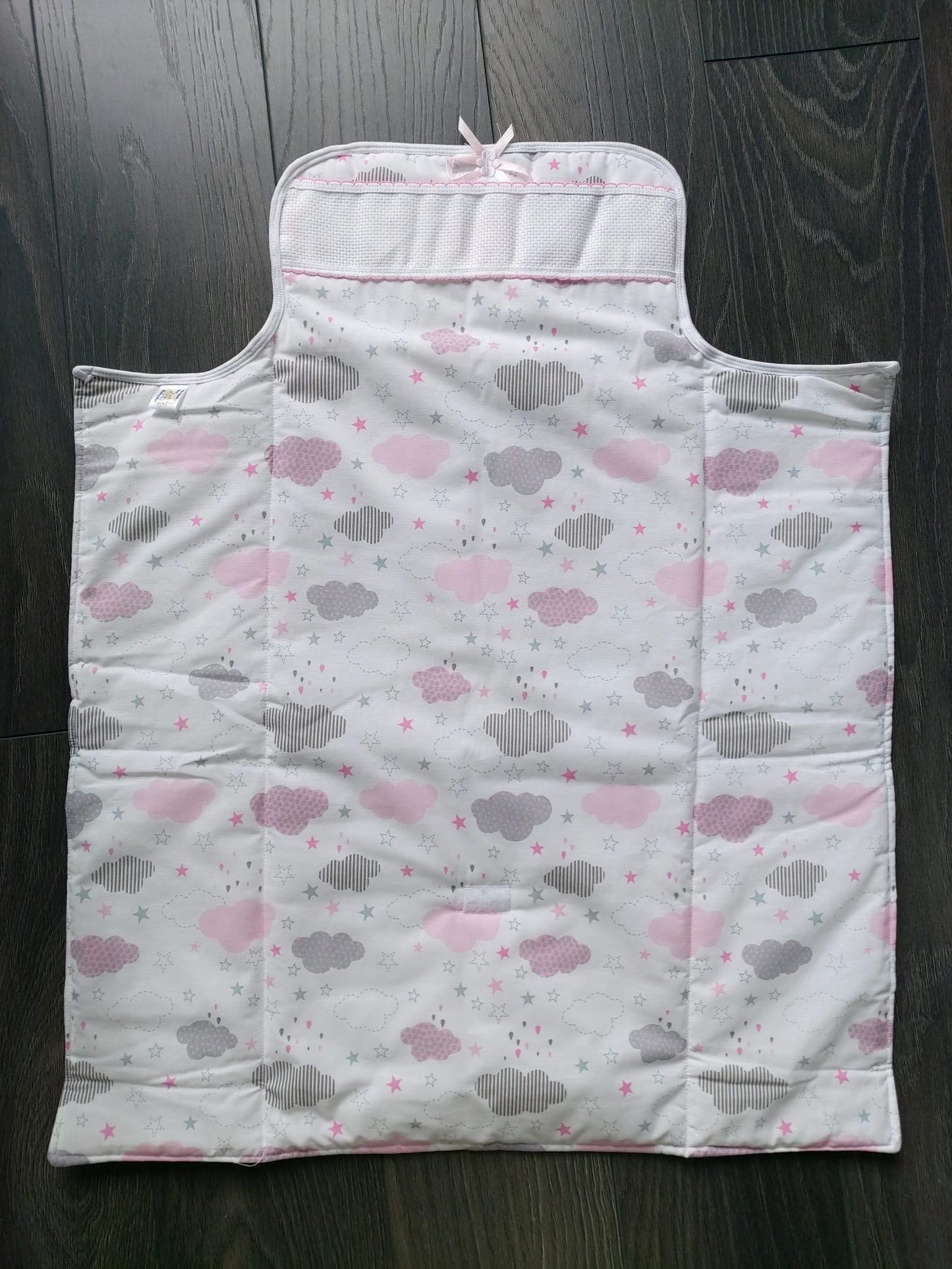 Matelas à langer nomade - Nuages rose - à broder