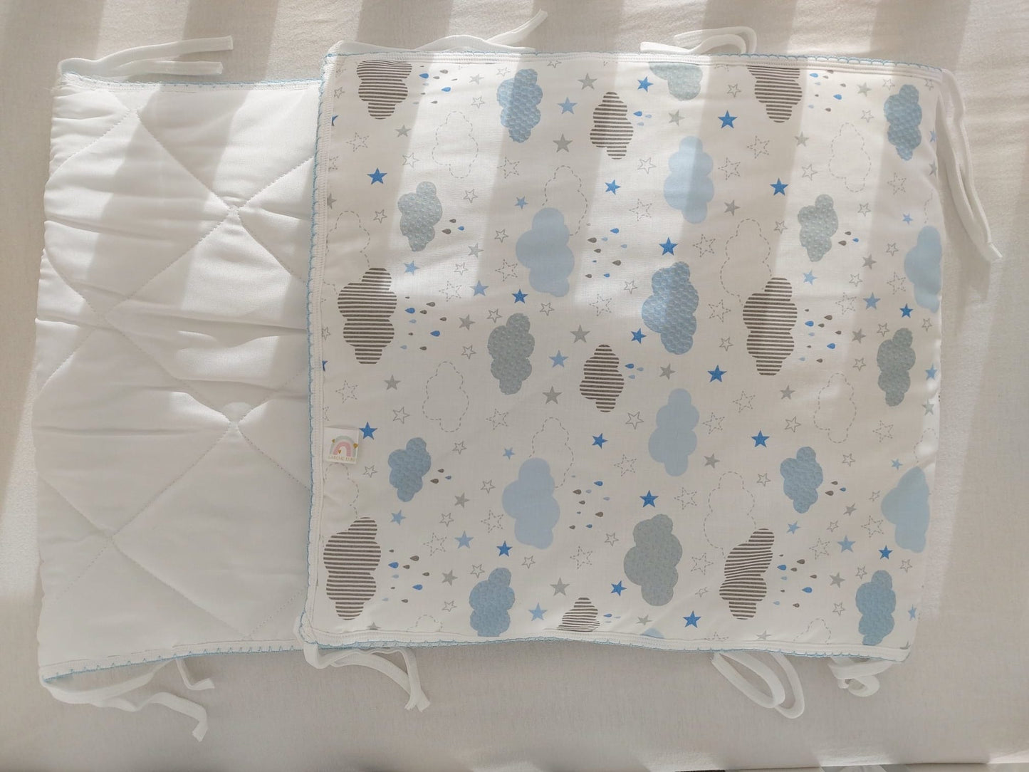 Tour de lit - Nuages bleu