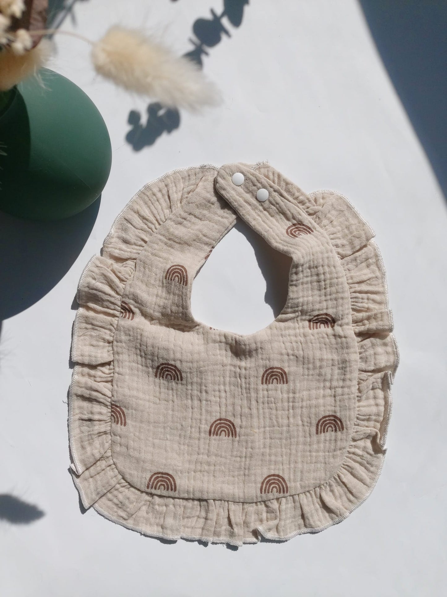 Bavoir à volants - Arc-en-ciel marron