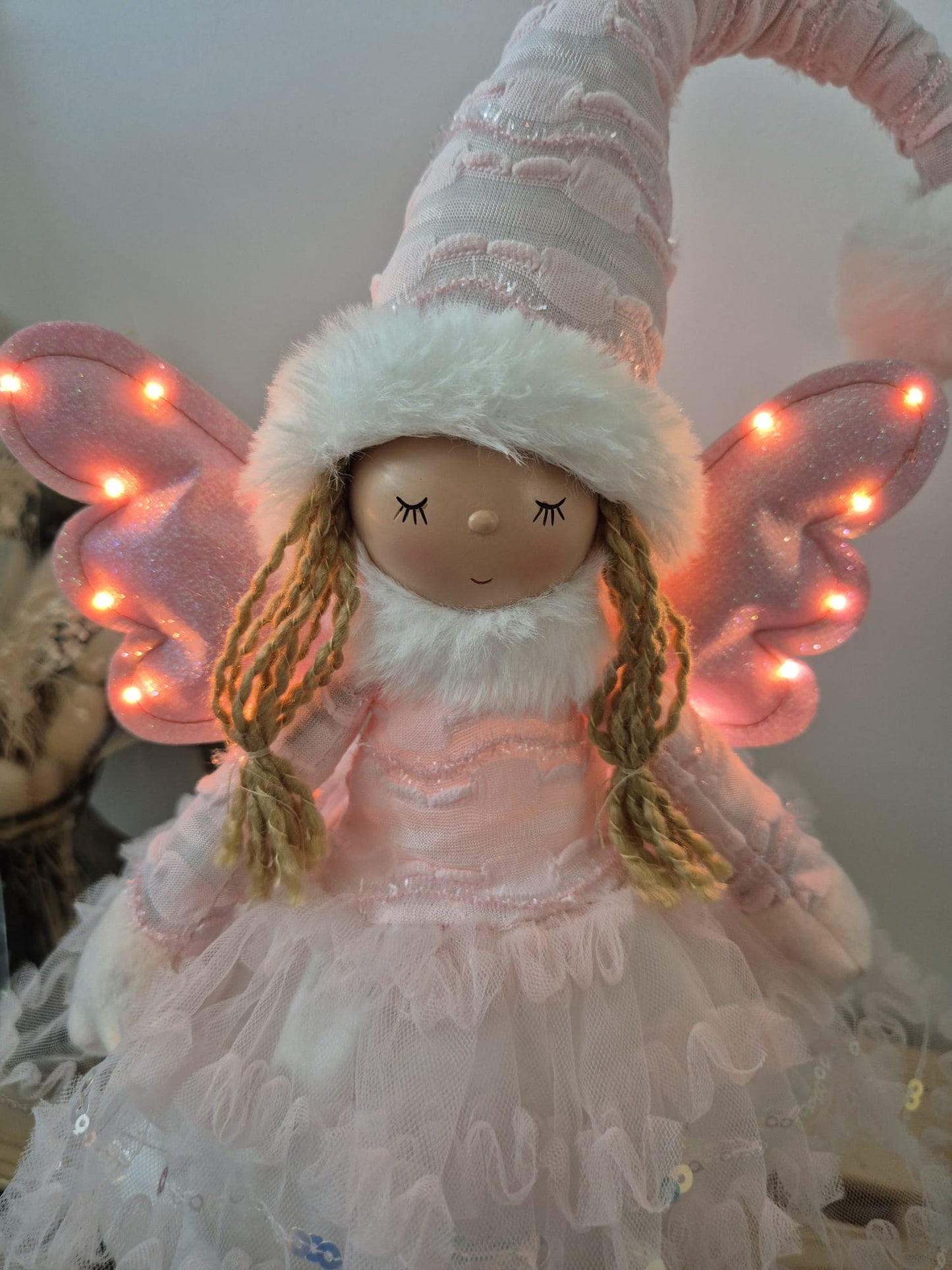 Poupée Jade debout - Rose tulle