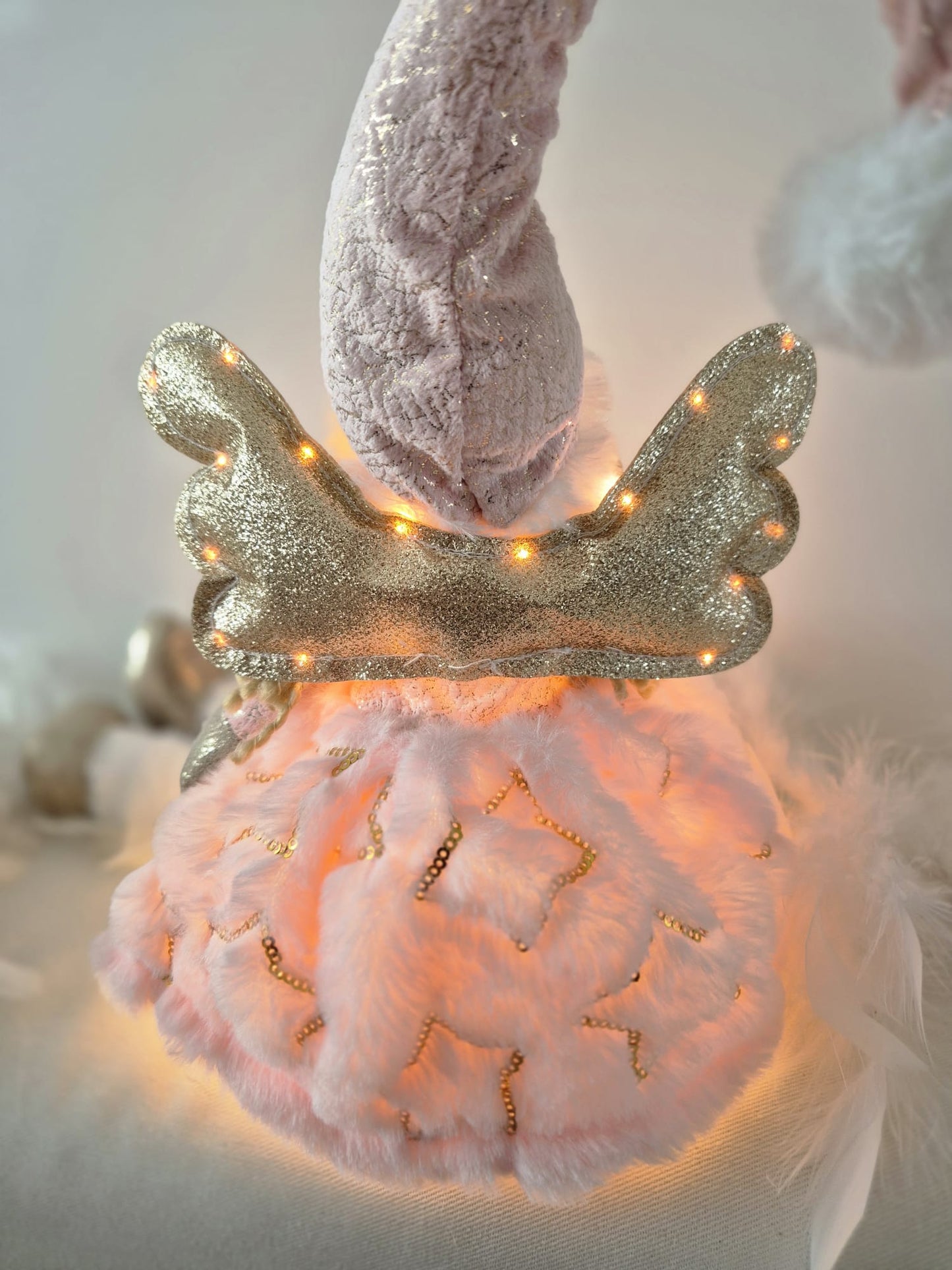 Poupée Jade assise - Rose velours étoiles
