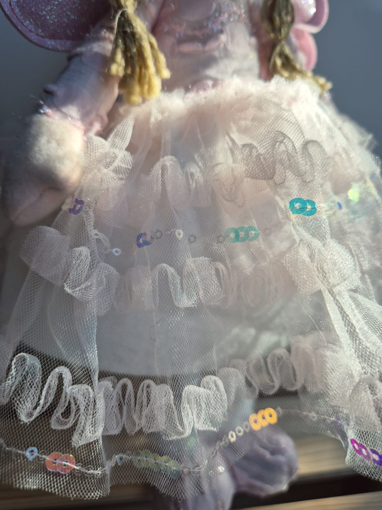 Poupée Jade debout - Rose tulle