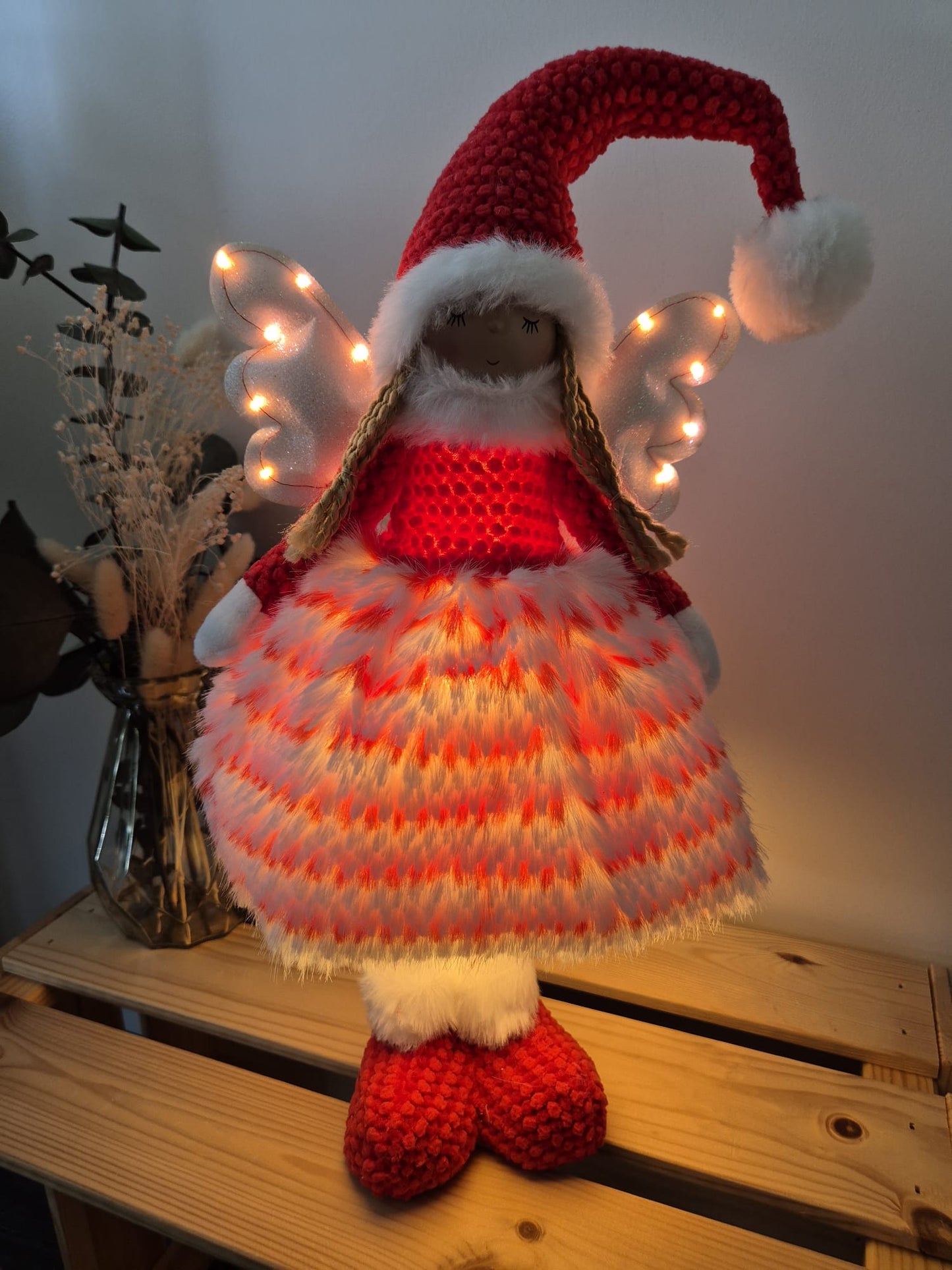 Poupée Jade debout - Rouge tricot