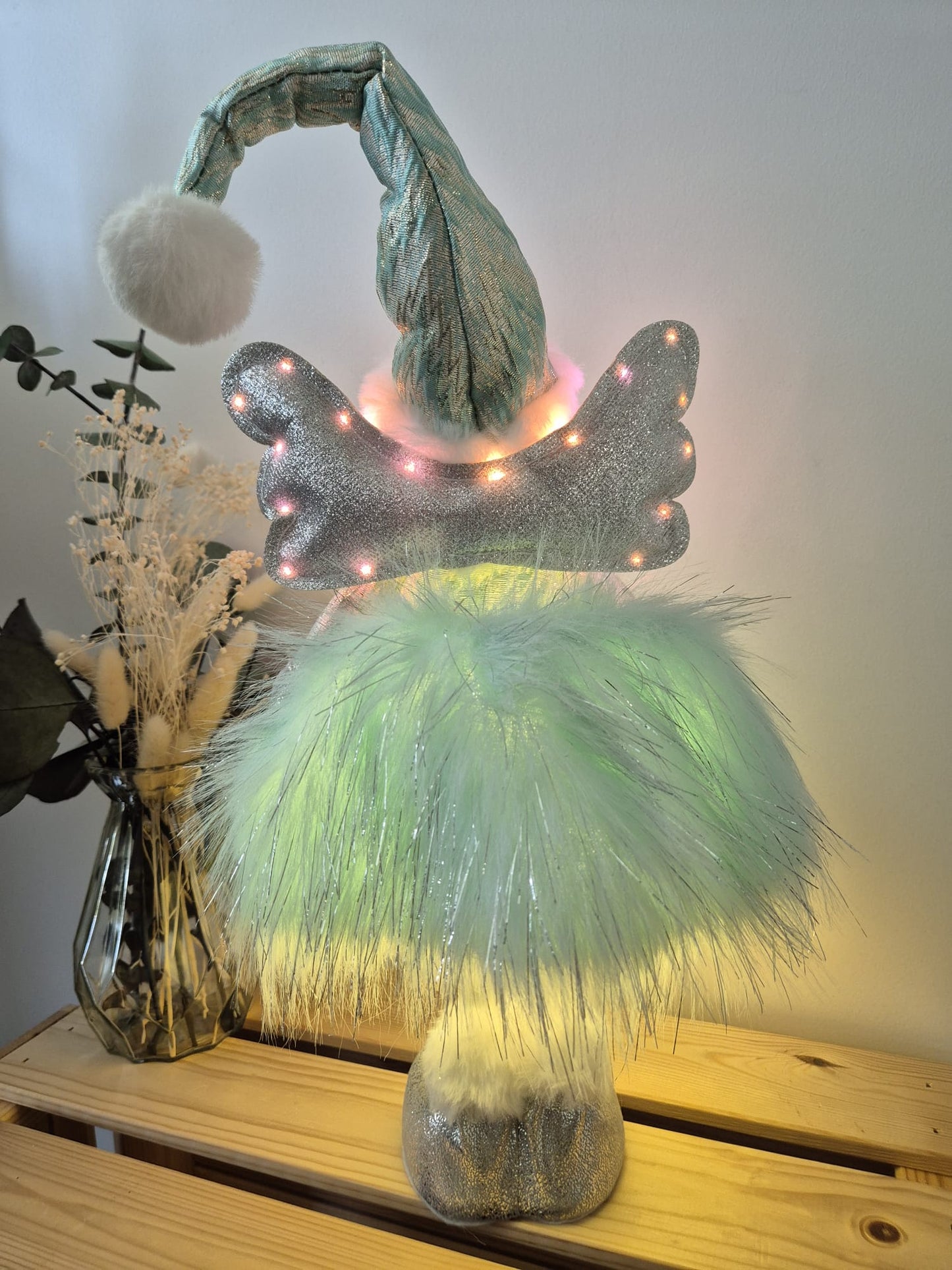 Poupée Jade debout - Verte argentée