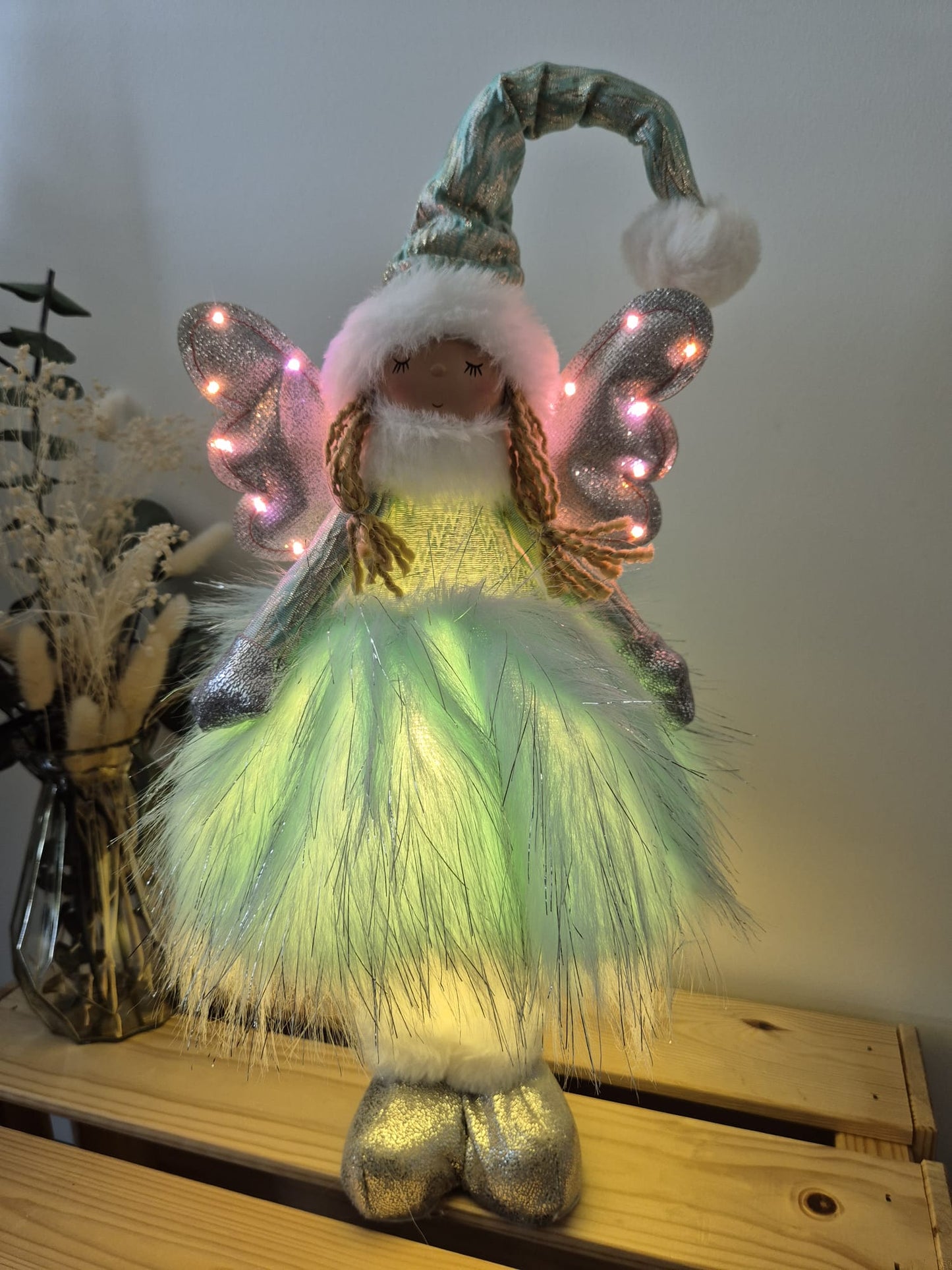 Poupée Jade debout - Verte argentée