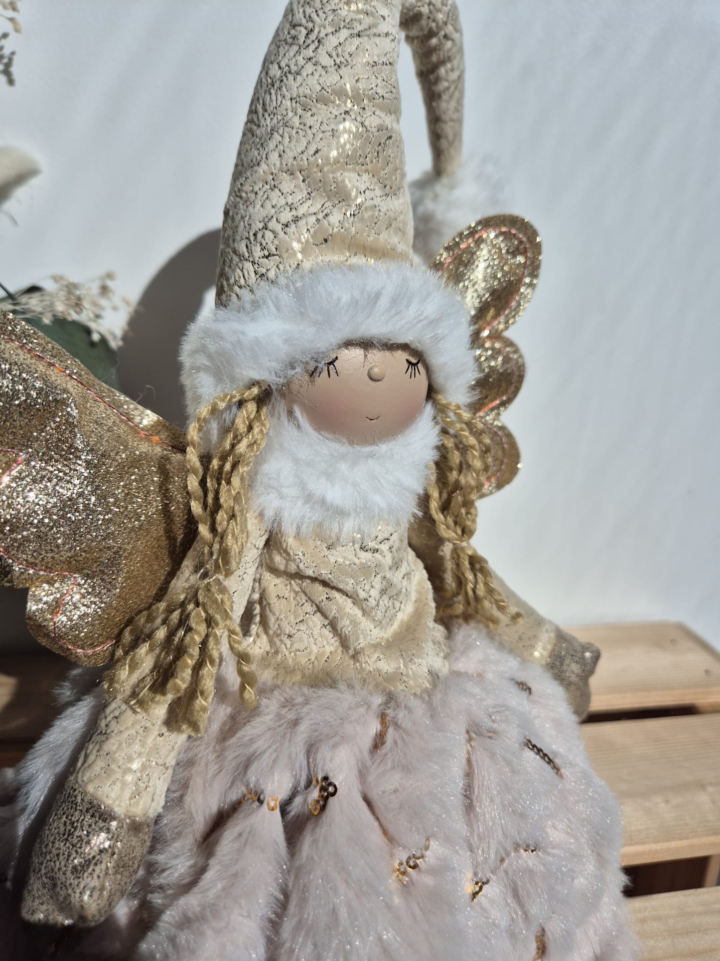 Poupée Jade assise - Beige velours étoiles