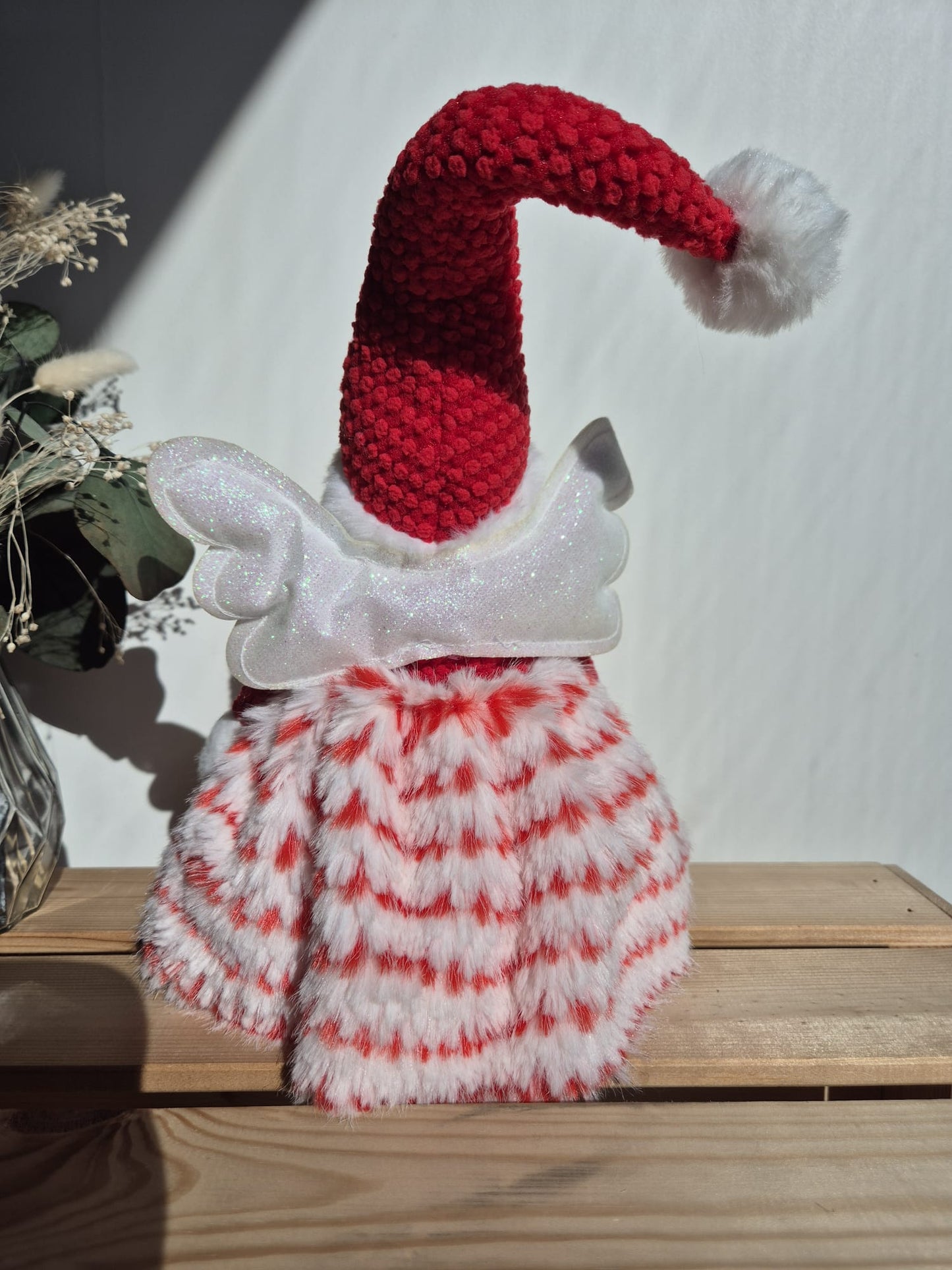 Poupée Jade assise - Rouge tricot