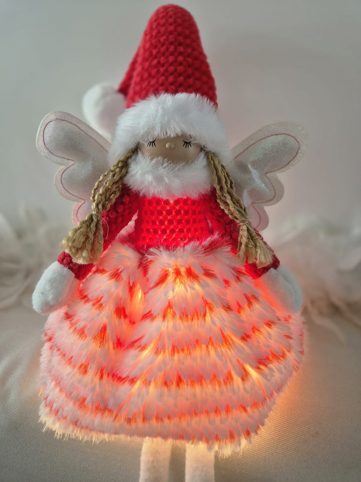 Poupée Jade assise - Rouge tricot