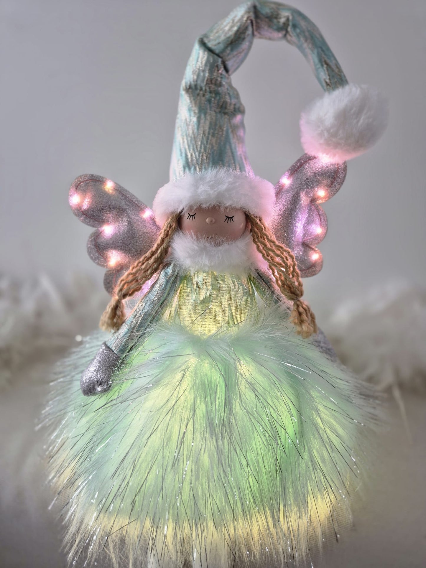 Poupée Jade assise - Verte argentée